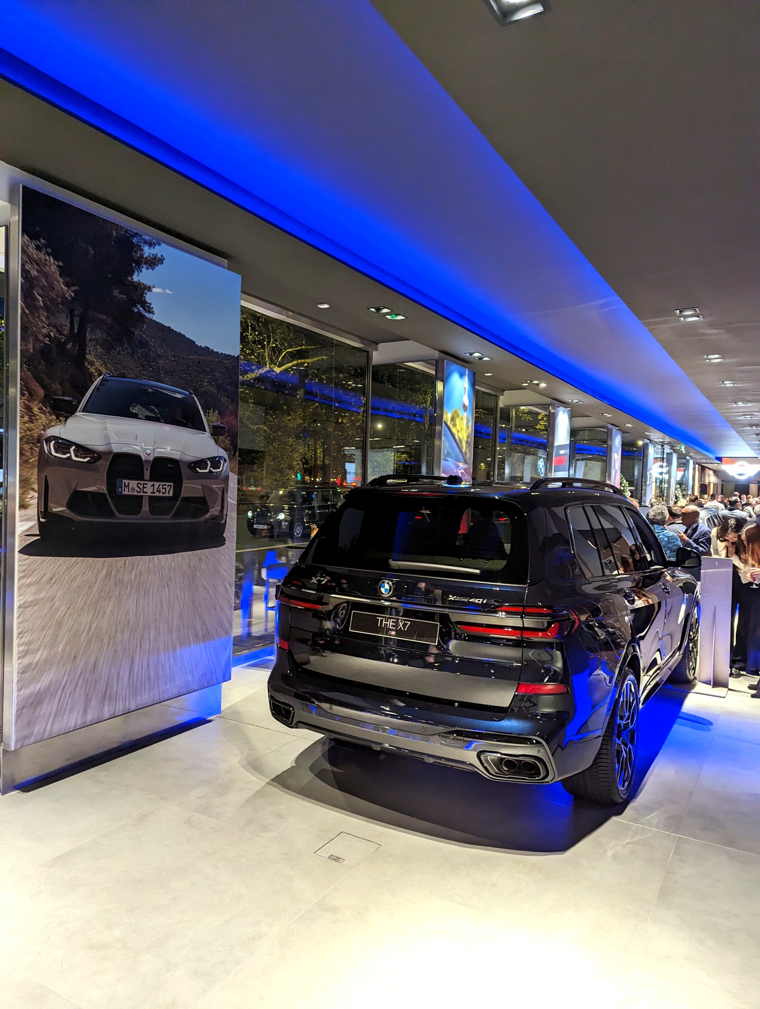 BMW X7 large-format wall graphic in the flagship